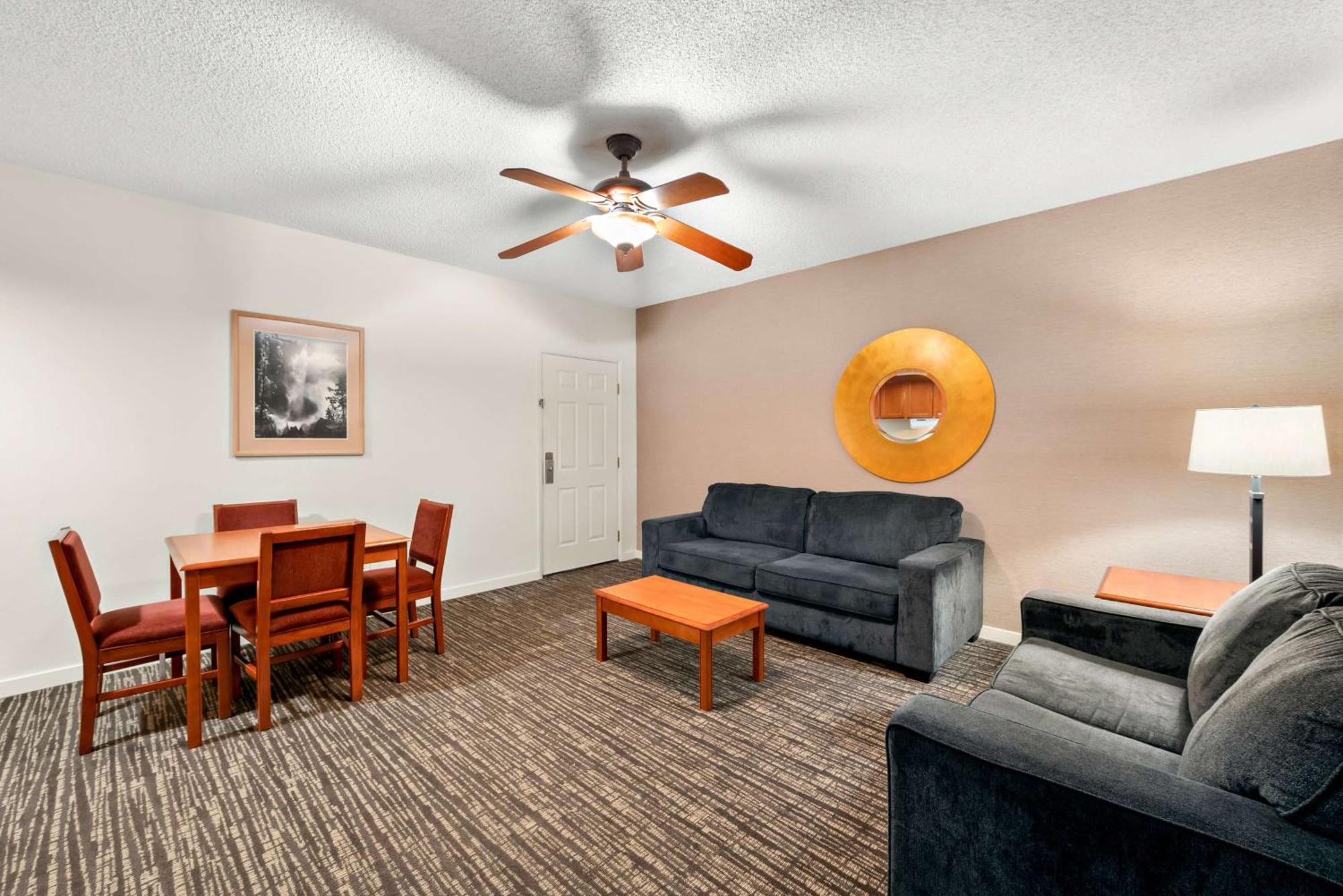 Best Western Stagecoach Inn Pollock Pines Eksteriør billede